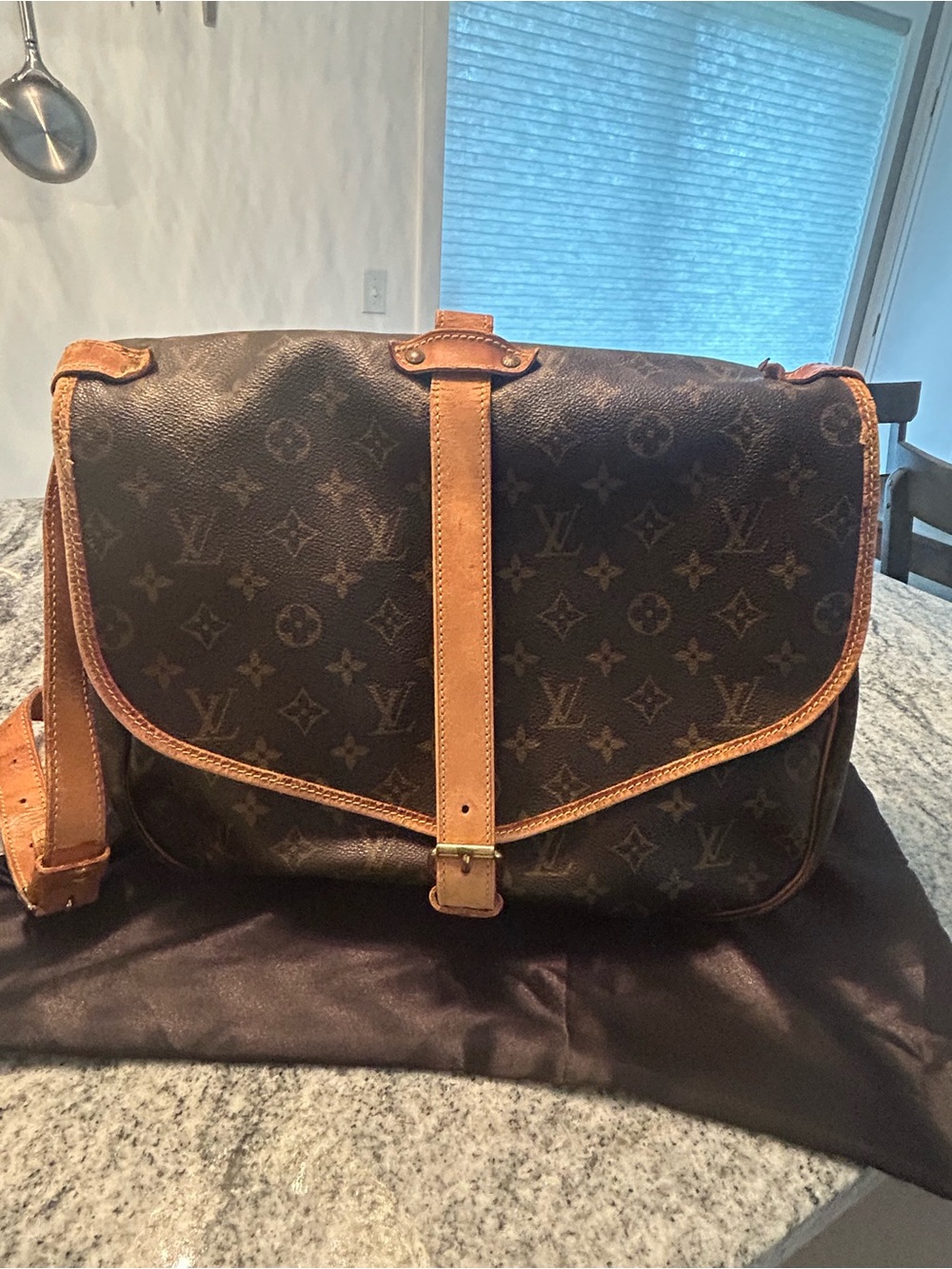 Vintage 1999 Louis Vuitton Saumer 30  Dual Compartment Saddlebag with COA - Picture 8 of 12